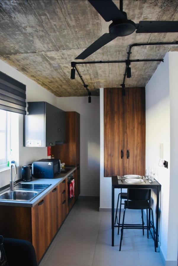 Chic Penthouse Industrial-Style Apartment Mosta Ngoại thất bức ảnh