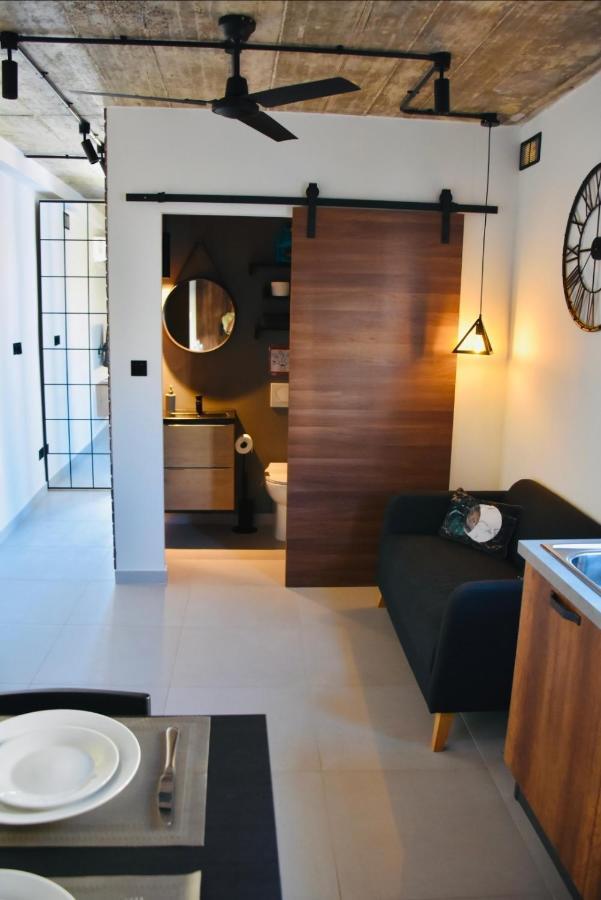 Chic Penthouse Industrial-Style Apartment Mosta Ngoại thất bức ảnh